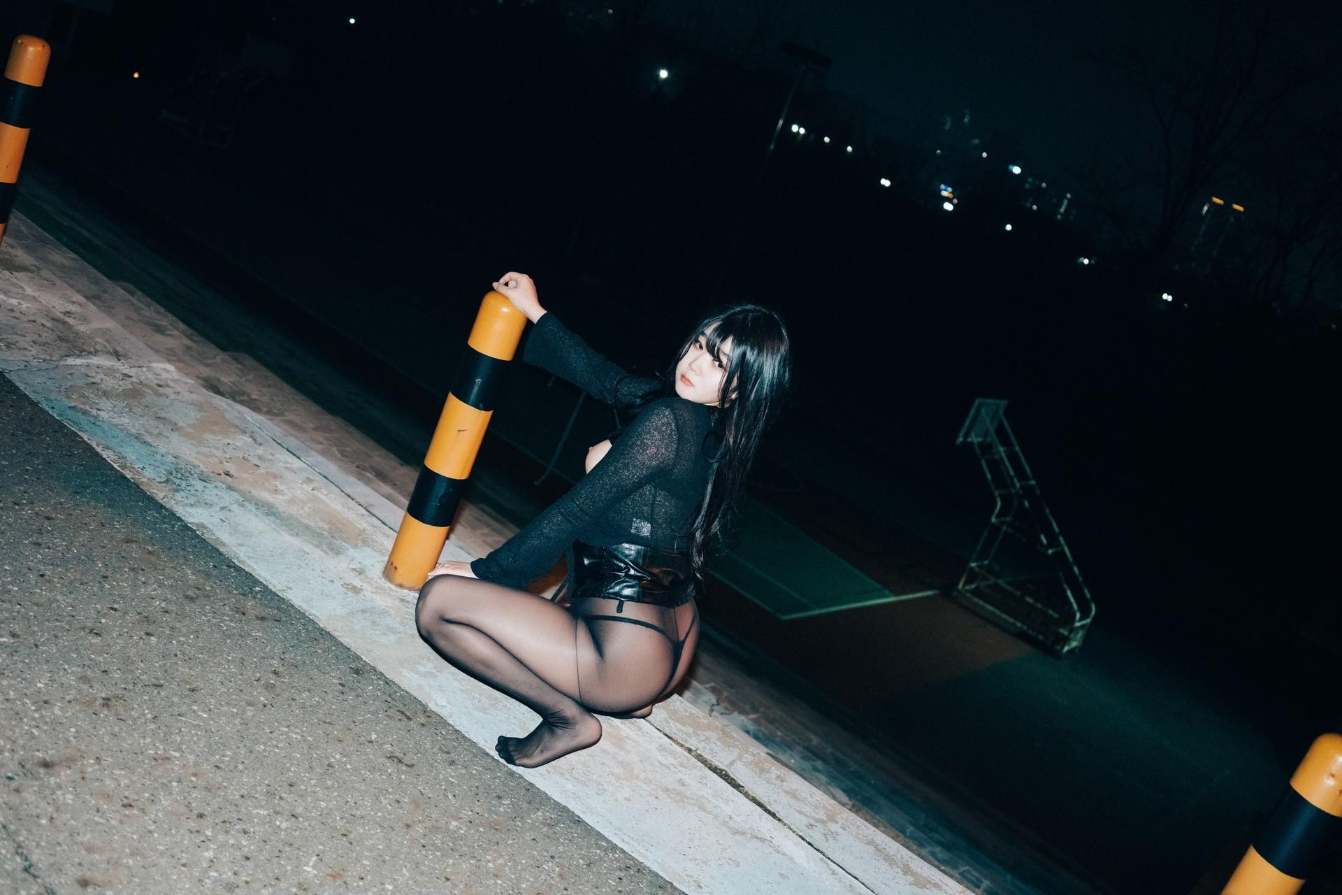 ZIA.Kwon 권지아, [Loozy] XXX At Night Road Set.01(51)