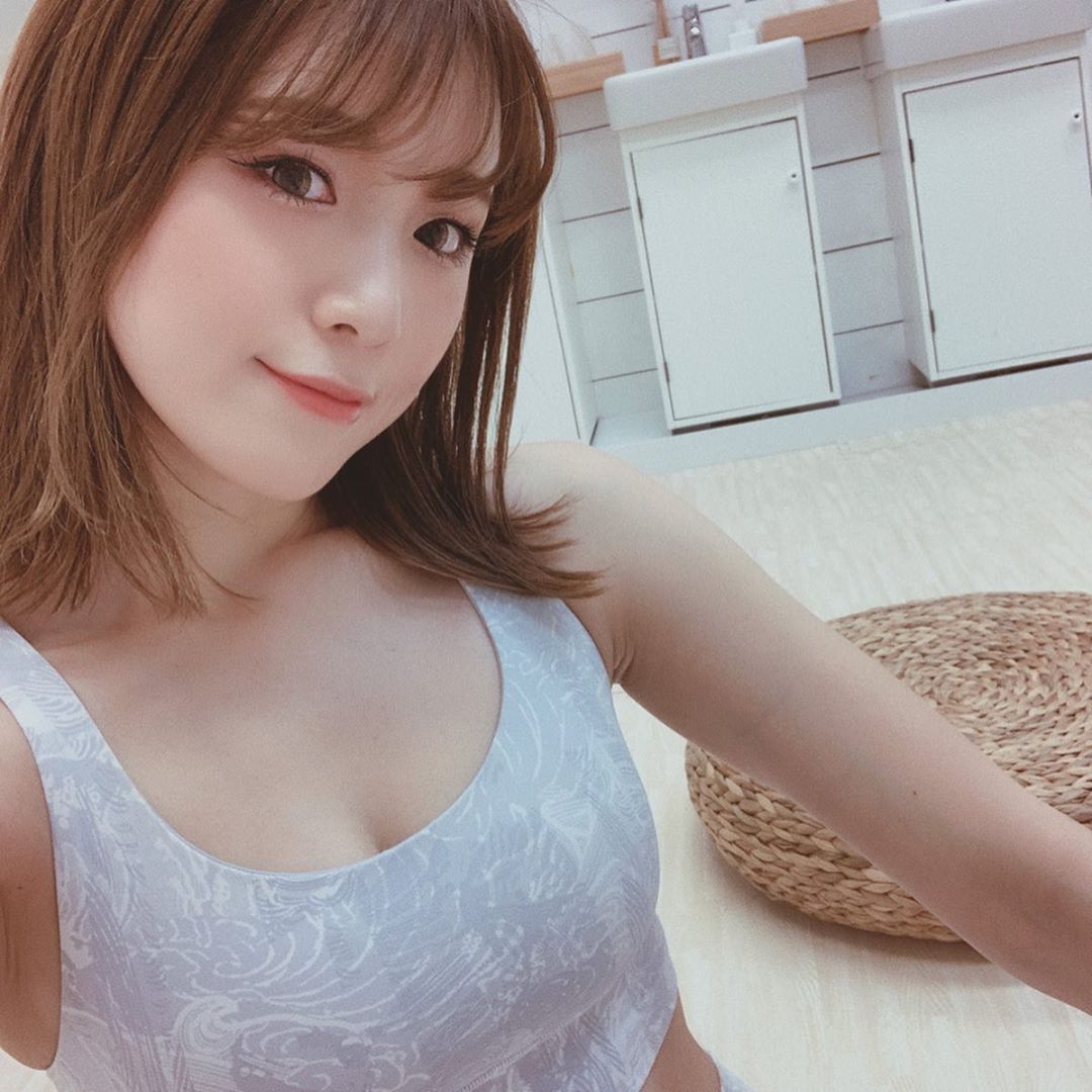 IG正妹—咲月 美優 j3CurTEp o - IG正妹—咲月 美優