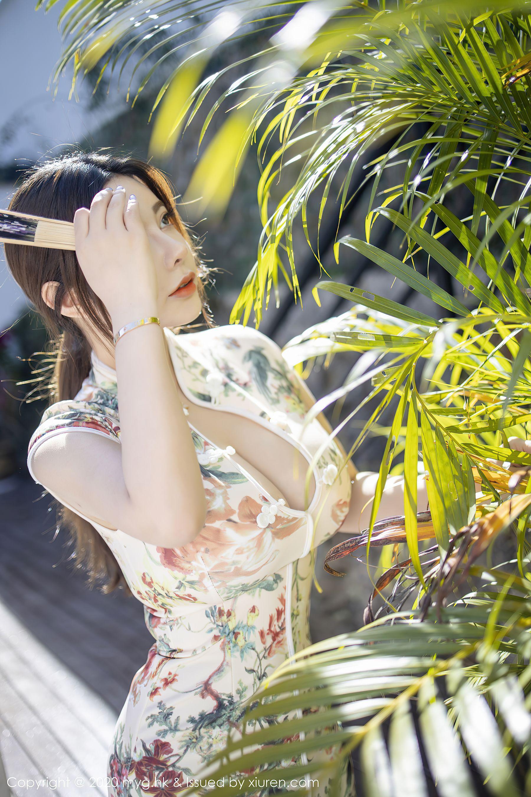 [美媛馆MyGirl] Vol.465 软软子 – 味旗袍与现代魅惑黑丝(16)