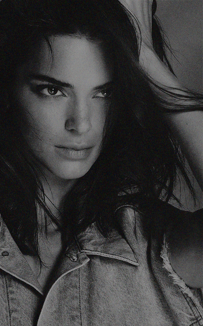 Kendall Jenner - Page 2 QD8Eykg5_o