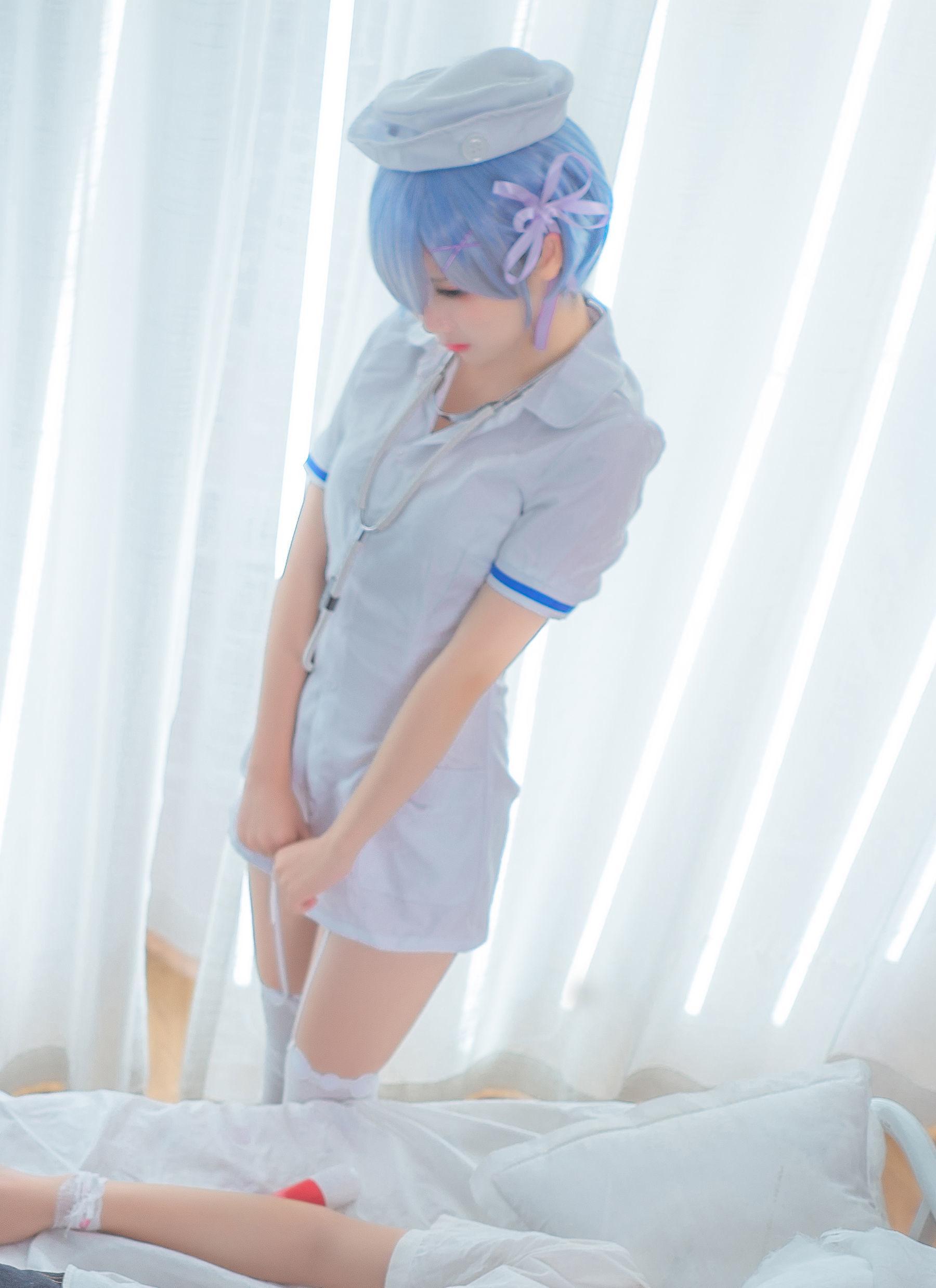 面饼仙儿《蕾姆》 [福利COSPLAY] 写真集(14)