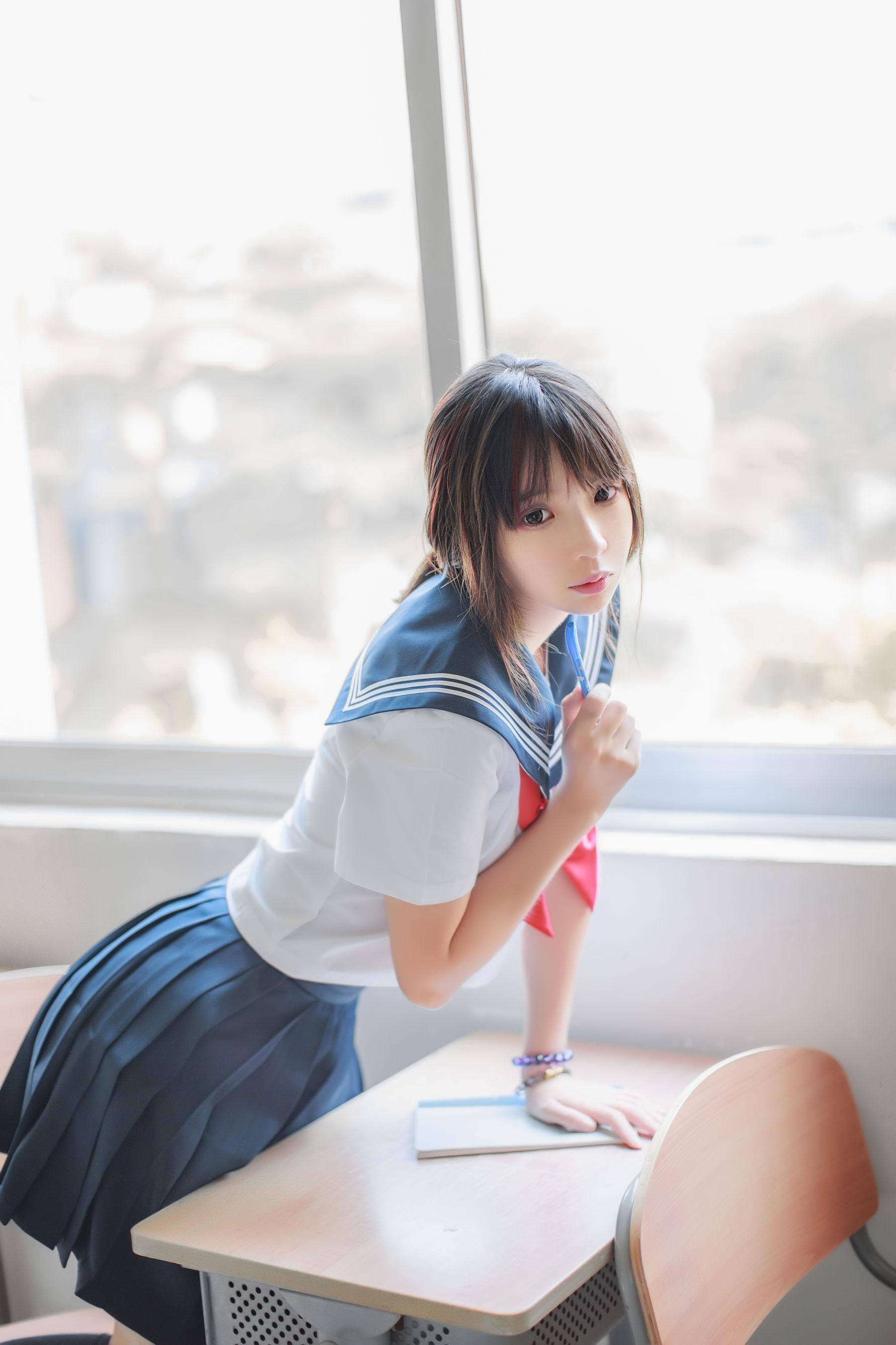 疯猫ss《同桌的水手服》 [萝莉COS] 写真集(1)