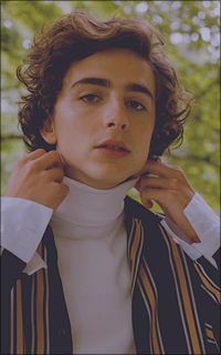 Timothée Chalamet 6YGZZEcl_o