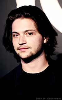 Thomas McDonell F94ItfMB_o