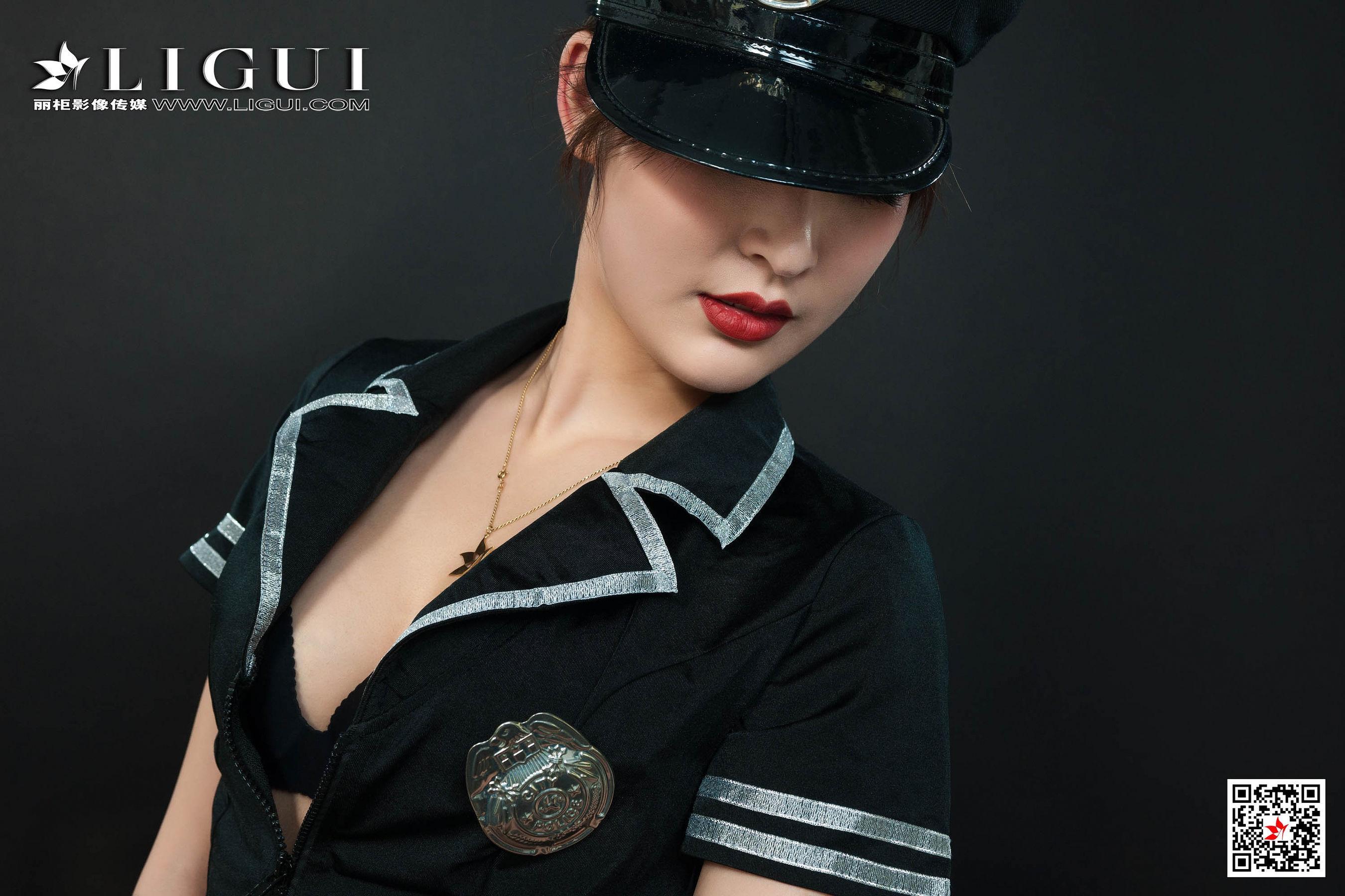 Model 雪糕《女警丝足镣铐调教系列》 [丽柜Ligui] 写真集