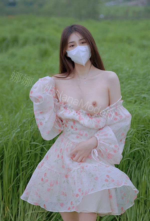 体态修长秀美的娜娜小姐户外私拍唯美合集2(27)