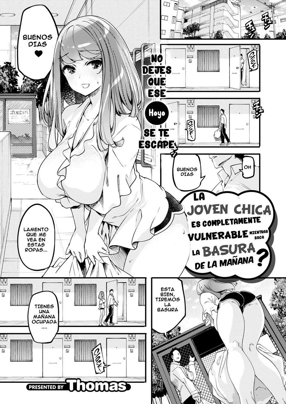 ¿La joven chica es completamente vulnerable mientras saca la basura de la mañana? - Page #1