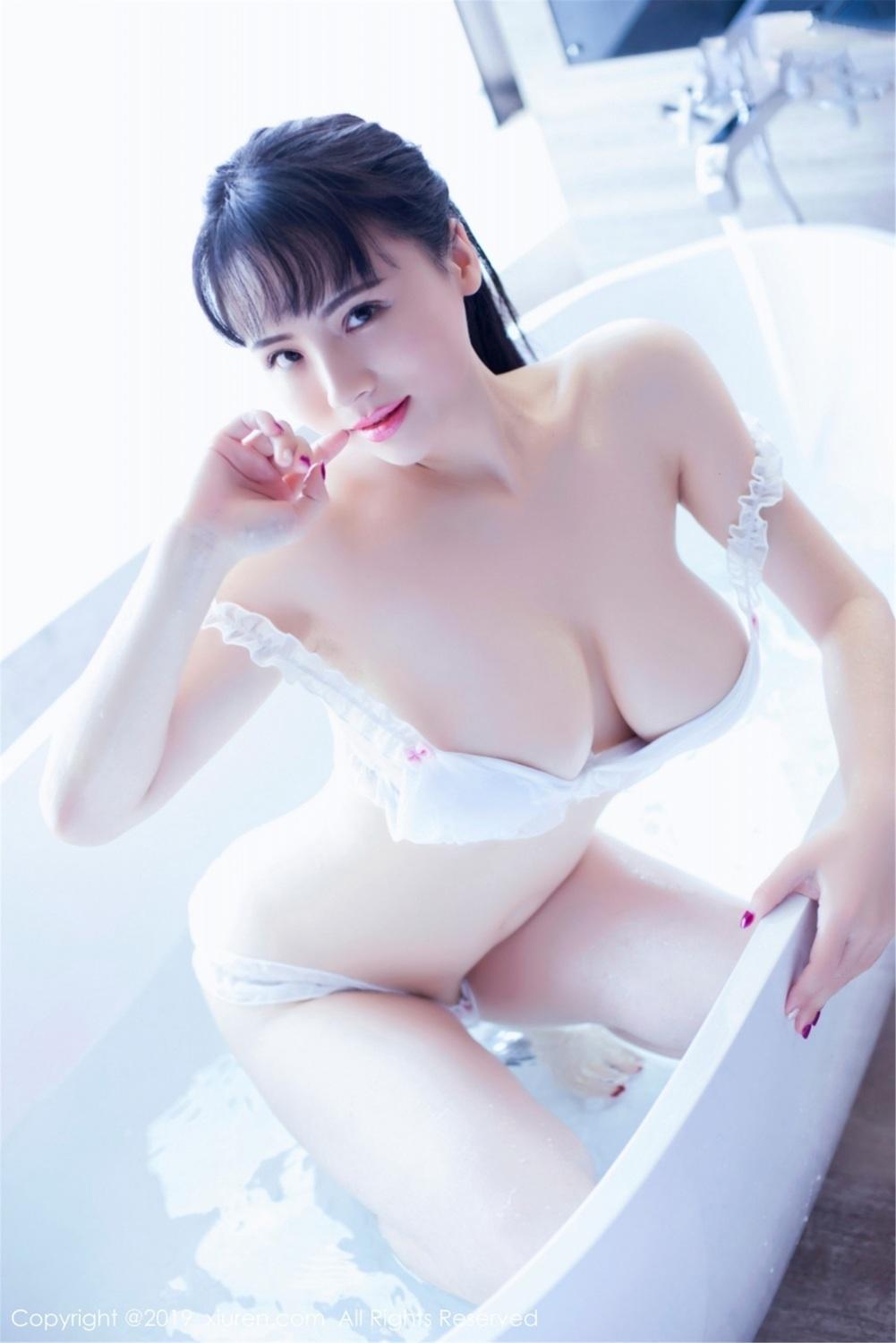 [XIUREN秀人网] 2019.05.06 No.1431 蕊蕊ruirui(37)