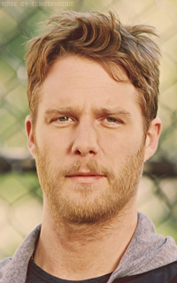 Jake McDorman 8OwVQmiv_o