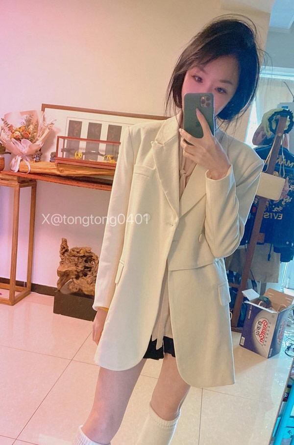露出系人妻@彤彤乖 私拍尺度作品合集(21)