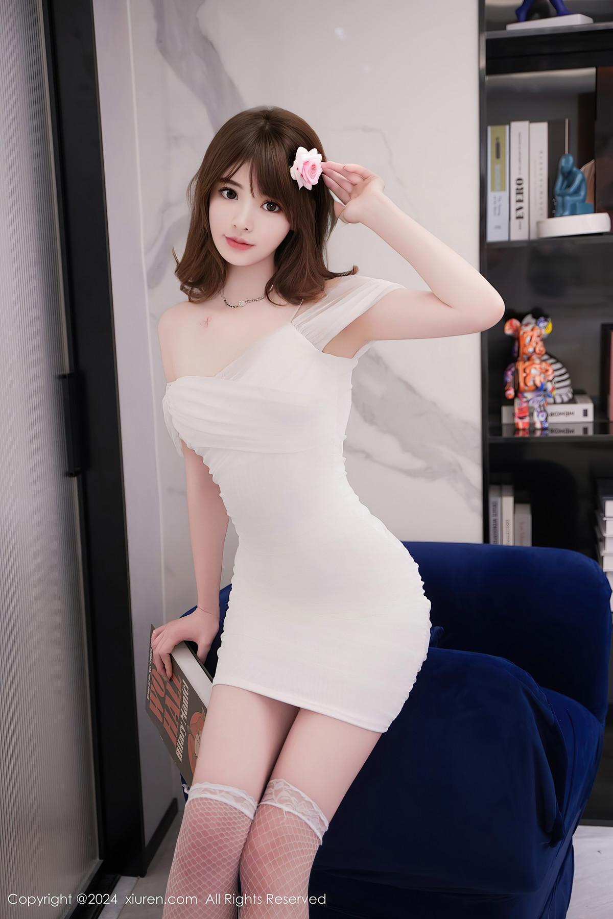 XiuRen秀人网 No.8407 梦灵儿Mini(19)