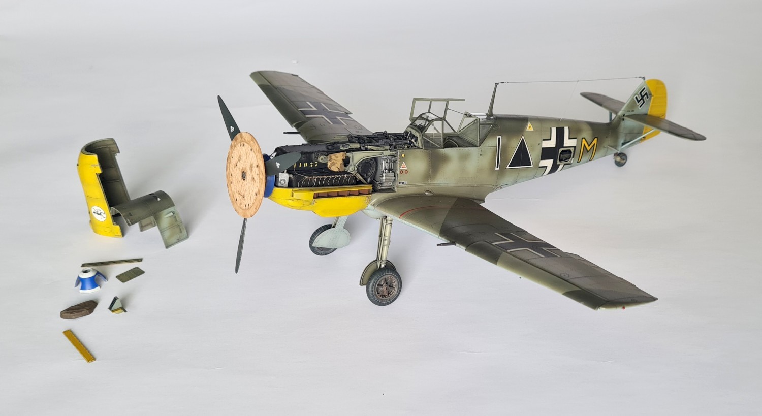 ADLERANGRIFF 1/32 - Eduard Store