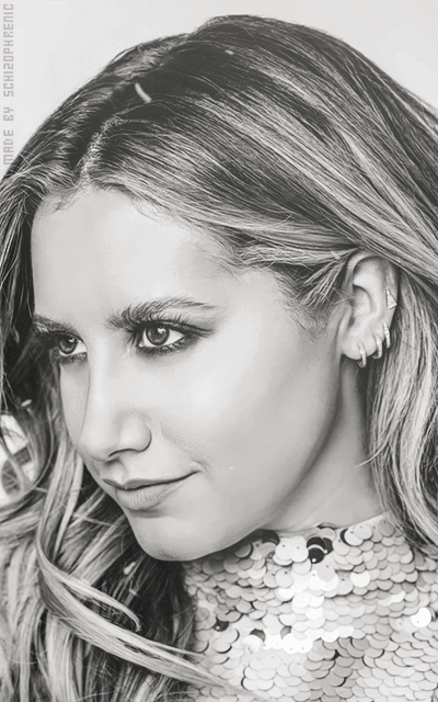 Ashley Tisdale XRIgBI9y_o