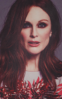 Julianne Moore 4SY6vWsE_o