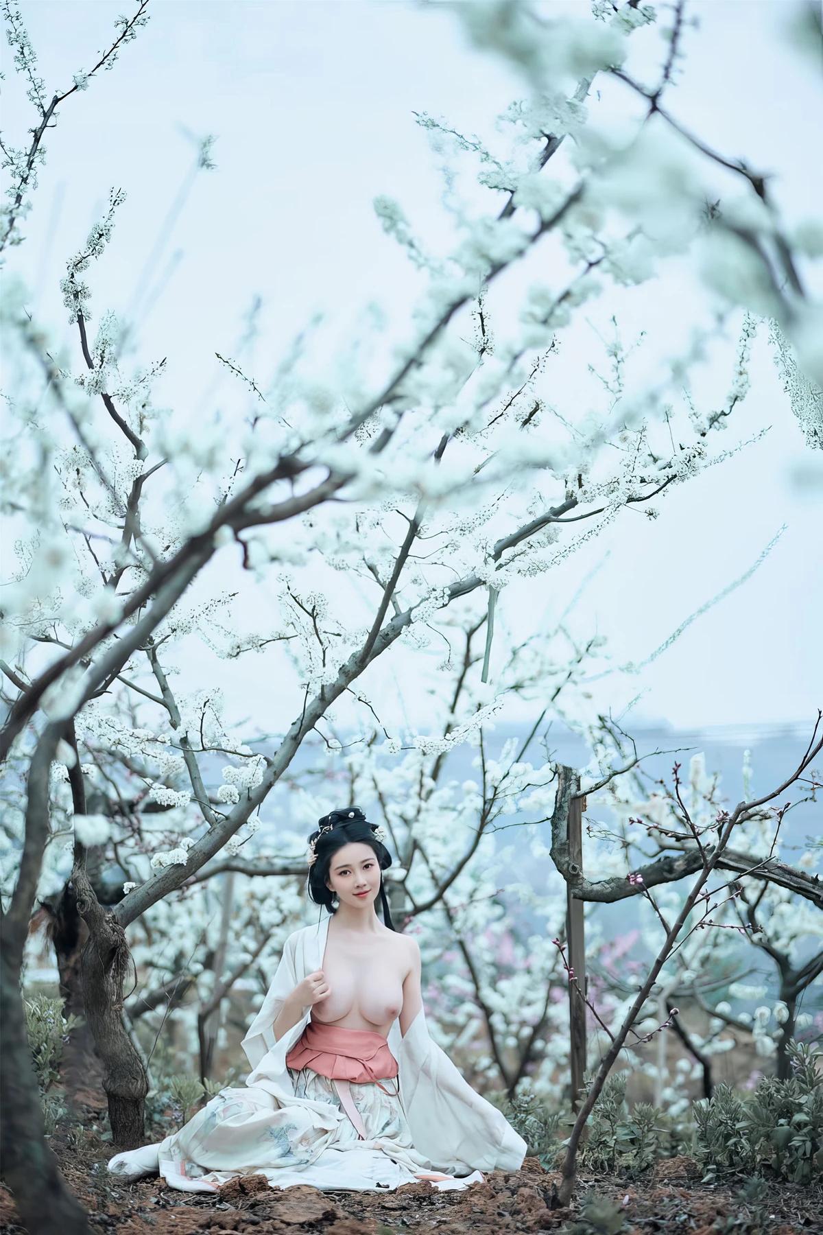 年年Nnian, 写真集 – 三月花(38)