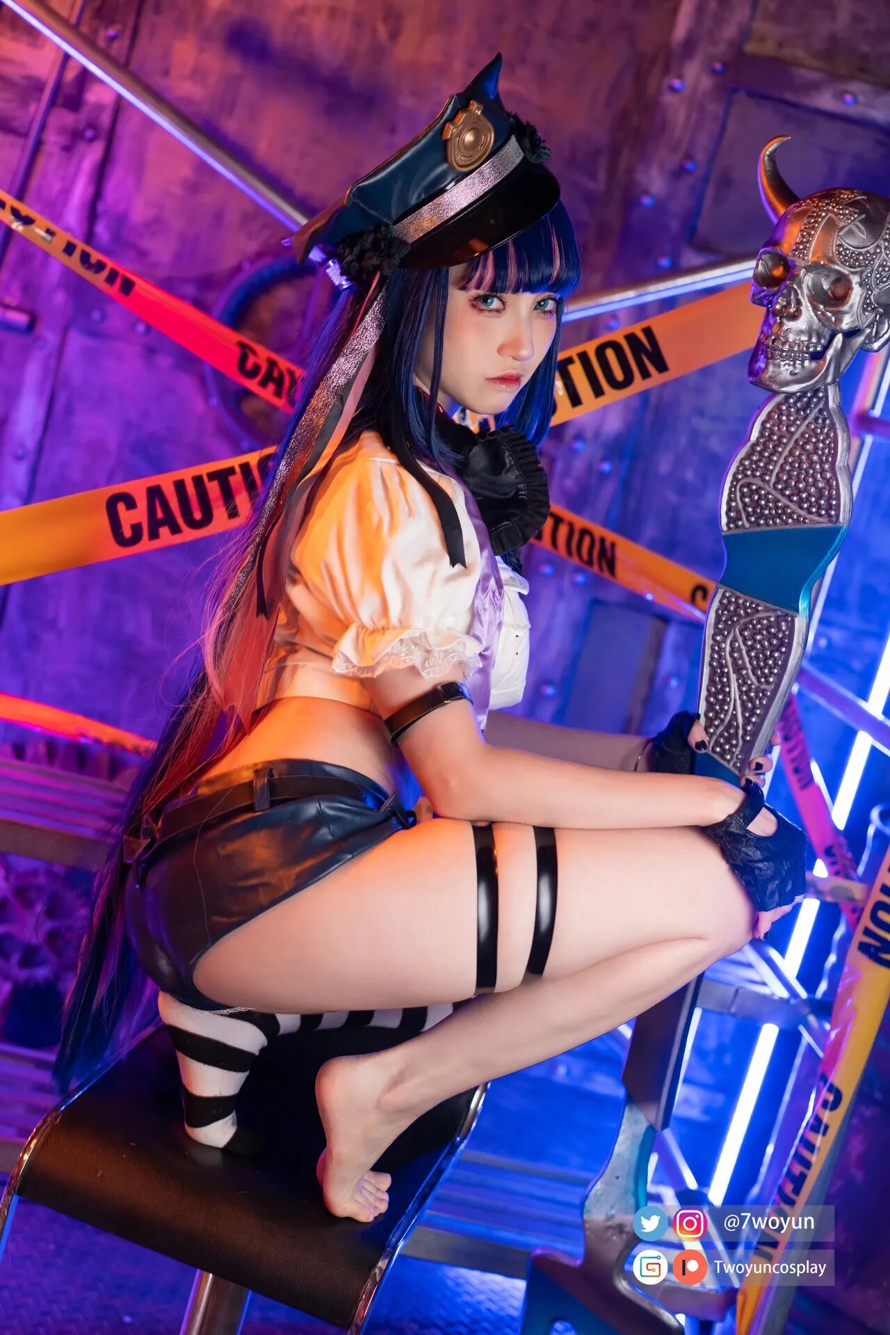 Twoyun - Officer Stocking