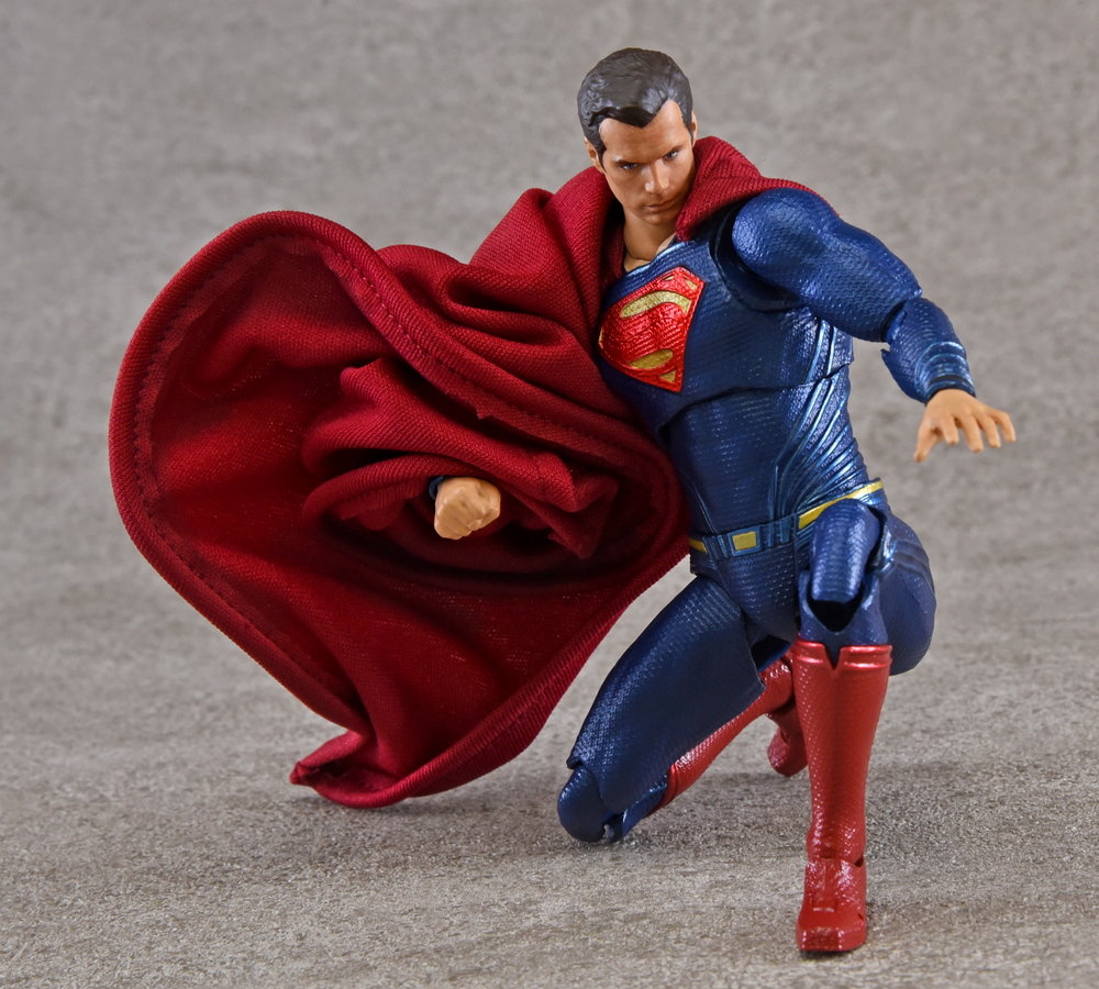 [Comentários] DC Comics S.H. Figuarts - Página 2 13acqW5X_o