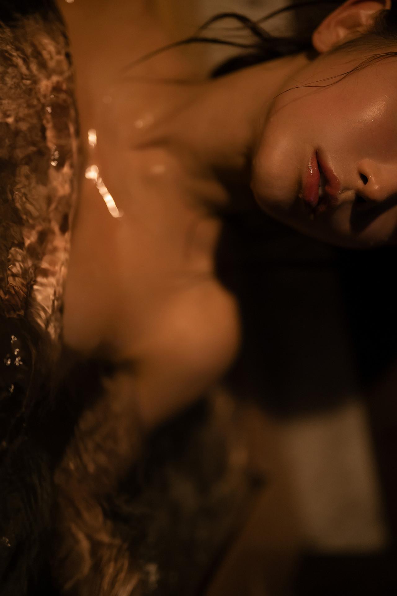 Ikumi いくみ, デジタル写真集 『MITSU』 Set.02(56)