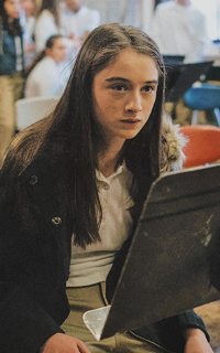 Raffey Cassidy 6CynGUWd_o