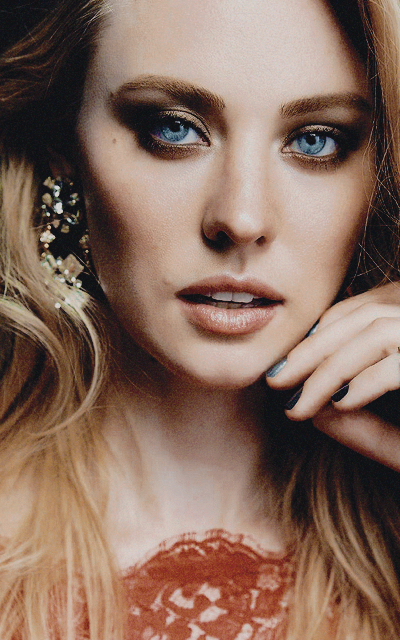 Deborah Ann Woll 6zLNAuOj_o