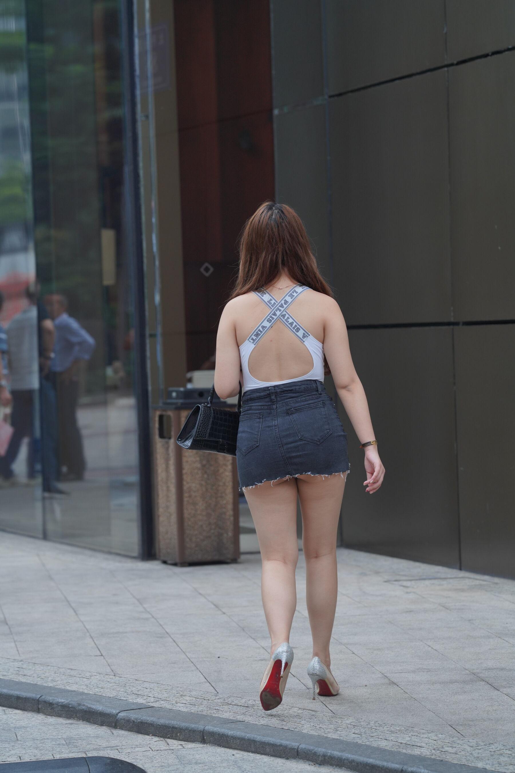 街拍 透明高跟热裤美女(447)