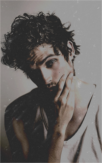 Daniel Sharman 86l3qYgx_o