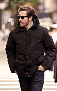 Jake Gyllenhaal FvAQCjsx_o