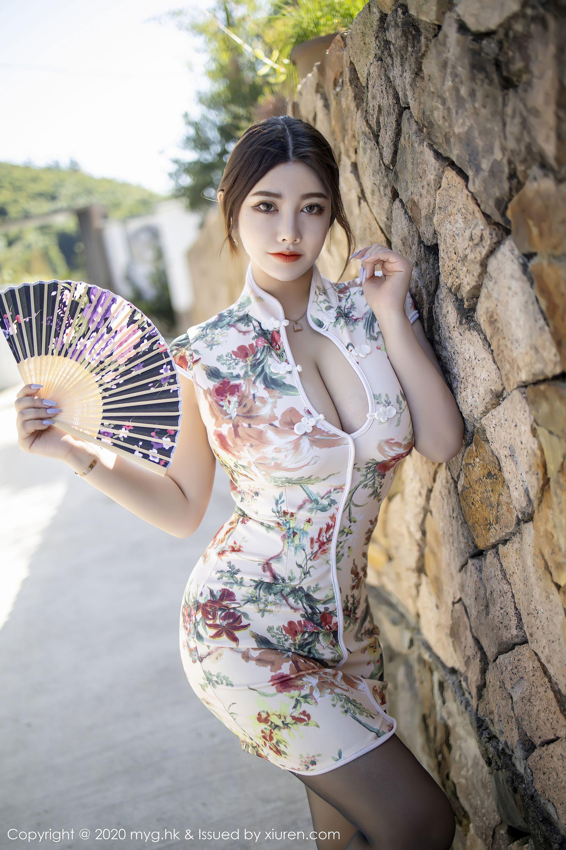 [美媛馆MyGirl] Vol.465 软软子 – 味旗袍与现代魅惑黑丝(7)