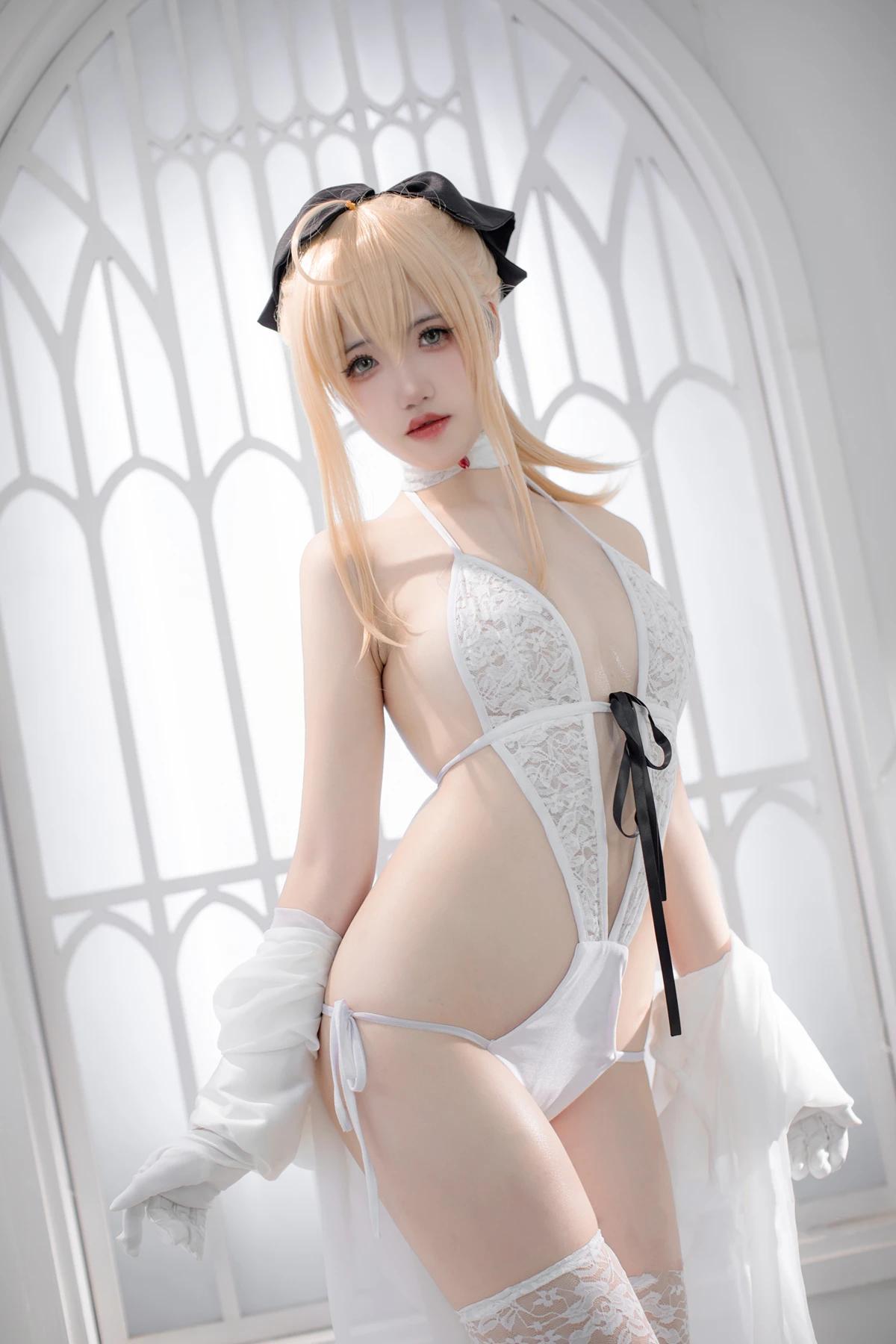 Cosplay 阿薰kaOri – FGO 白Saber(25)