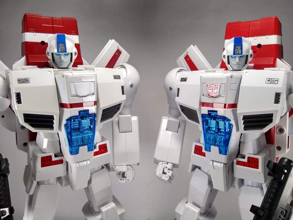 [Fanstoys] Produit Tiers - Jouet FT-10 Phoenix - aka Skyfire/Aérobo - Page 5 7p0GnJBr_o