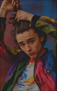 Timothée Chalamet AFKQThna_o