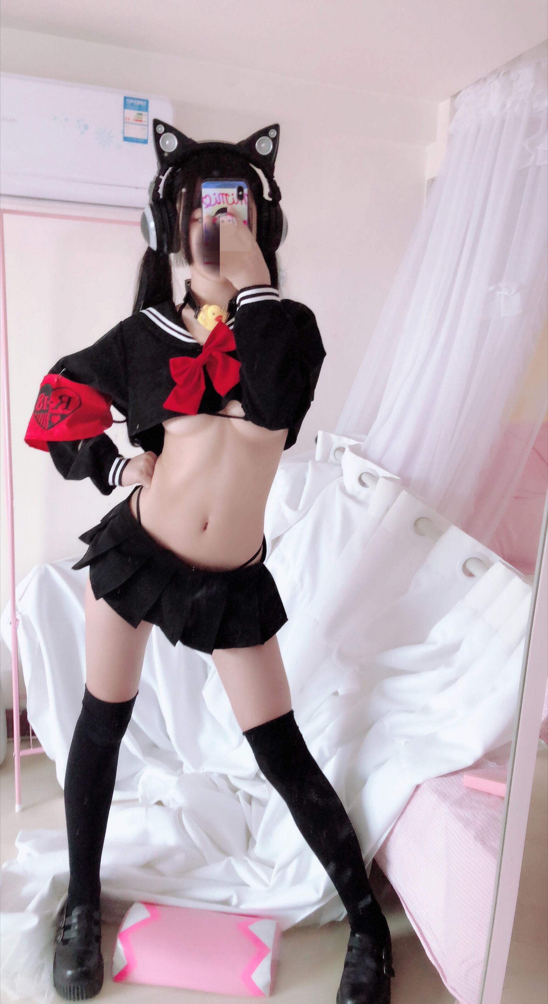 [网红COSER] 桜井宁宁 – 半乳制服 写真集(40)