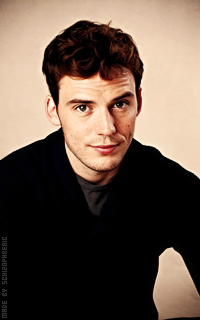 Sam Claflin POOuDpDN_o