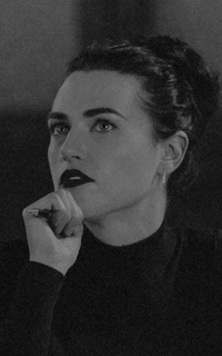 Katie McGrath - Page 2 FEs5KhU0_o