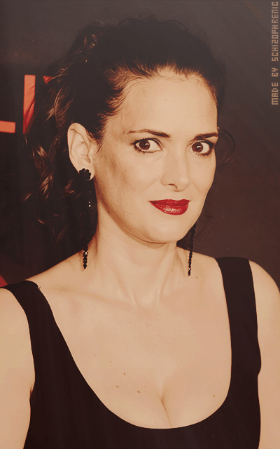 Winona Ryder WlwCASkg_o