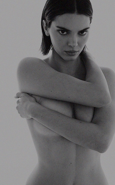 Kendall Jenner - Page 3 Iu9UERtx_o