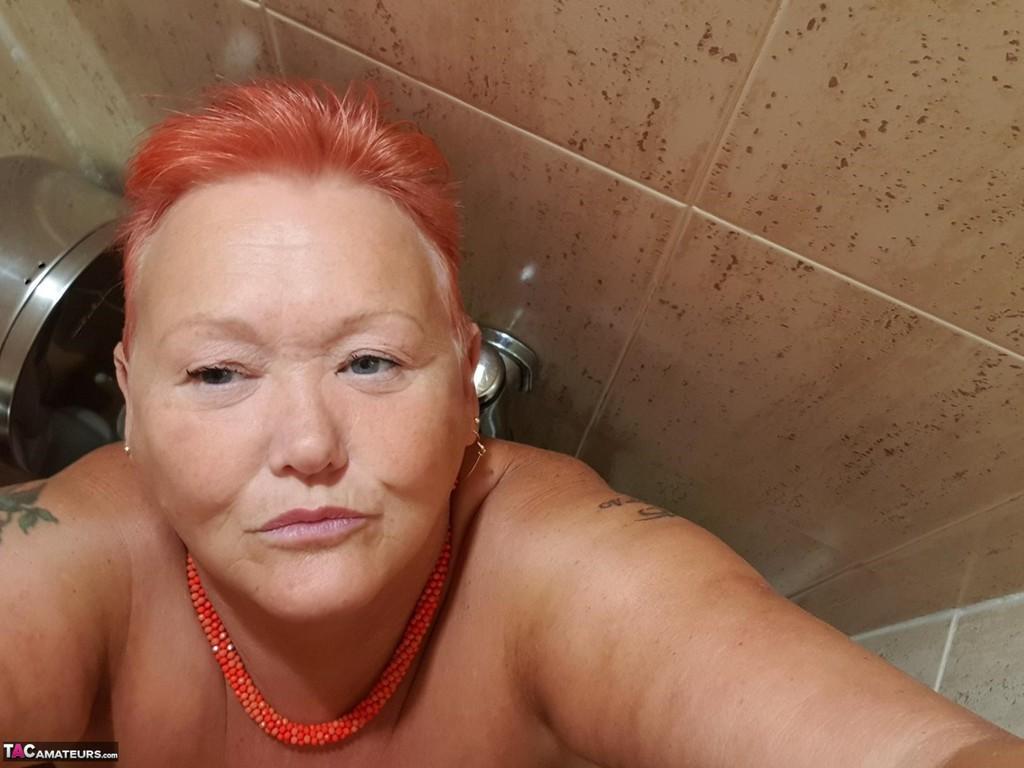 Fat granny with red hair Valgasmic Exposed takes naked selfies at home(8)