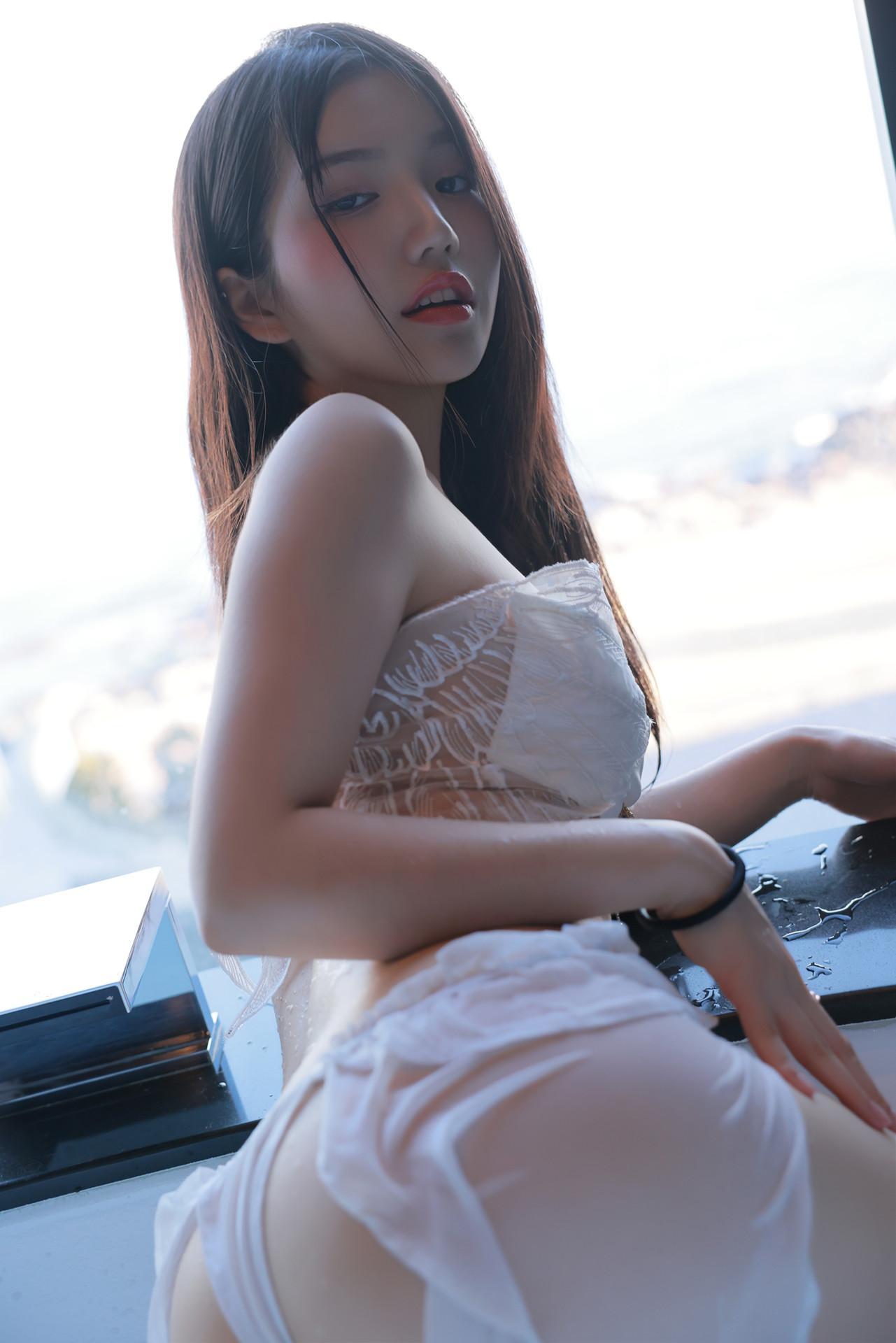 Yoonvely 윤블리, SWEETBOX Vol.51 ‘Fairy’ Set.02(32)