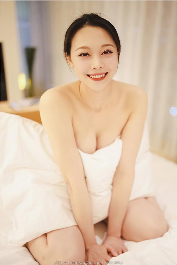 美女模特语梦裸体瑜珈无圣光写真身段优美2(18)