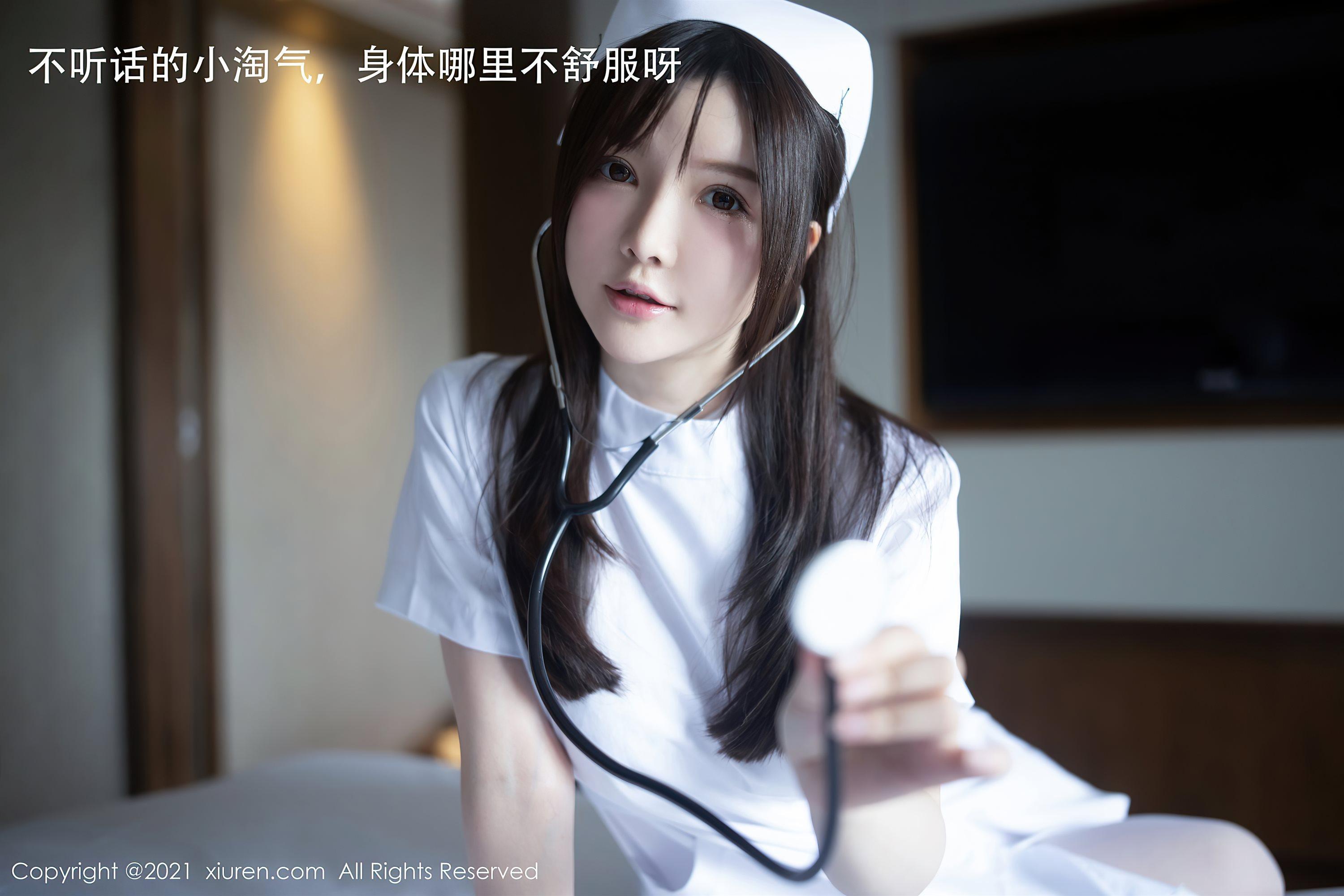 [XiuRen秀人网]No.3114 女神糯美子Mini洁白护士制服主题私房蕾丝内衣秀豪乳翘臀诱惑写真(2)