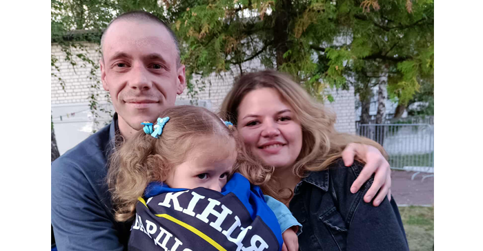 «Яка ж ти в мене красуня! Як же шкода, що ми зустрілися лише через три з половиною рочки» «Яка ж ти в мене красуня! Як же шкода, що ми зустрілися лише через три з половиною рочки»