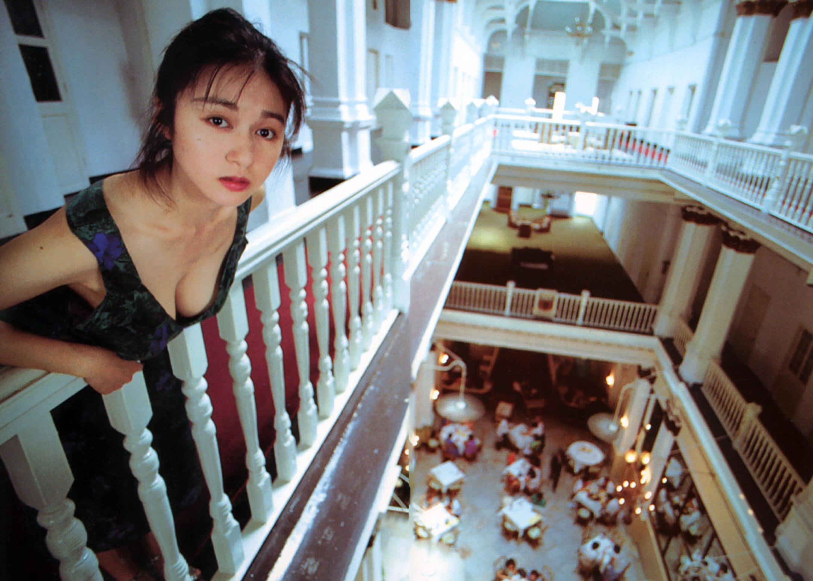 书籍扫描 Vol. 1989 青山知可子《亜热帯》(31)