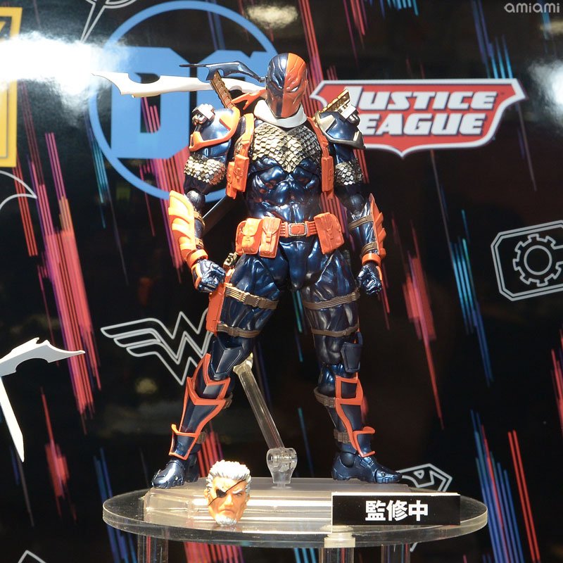 Deathstroke (Revoltech) Ep2Fv8l5_o