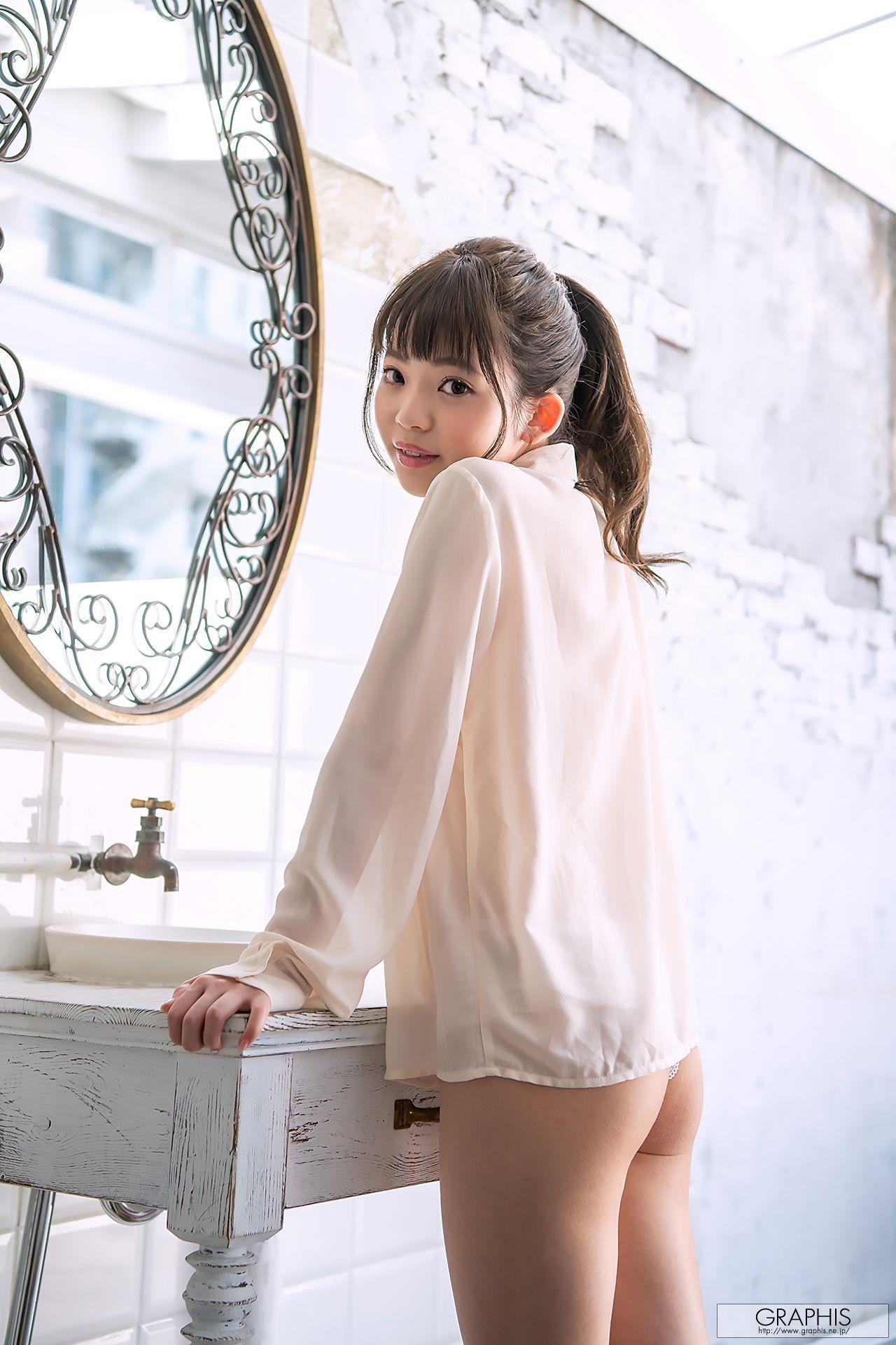 [Graphis] First Gravure 初脱ぎ娘 No.169 槙いずな(槙泉奈) 写真集(33)