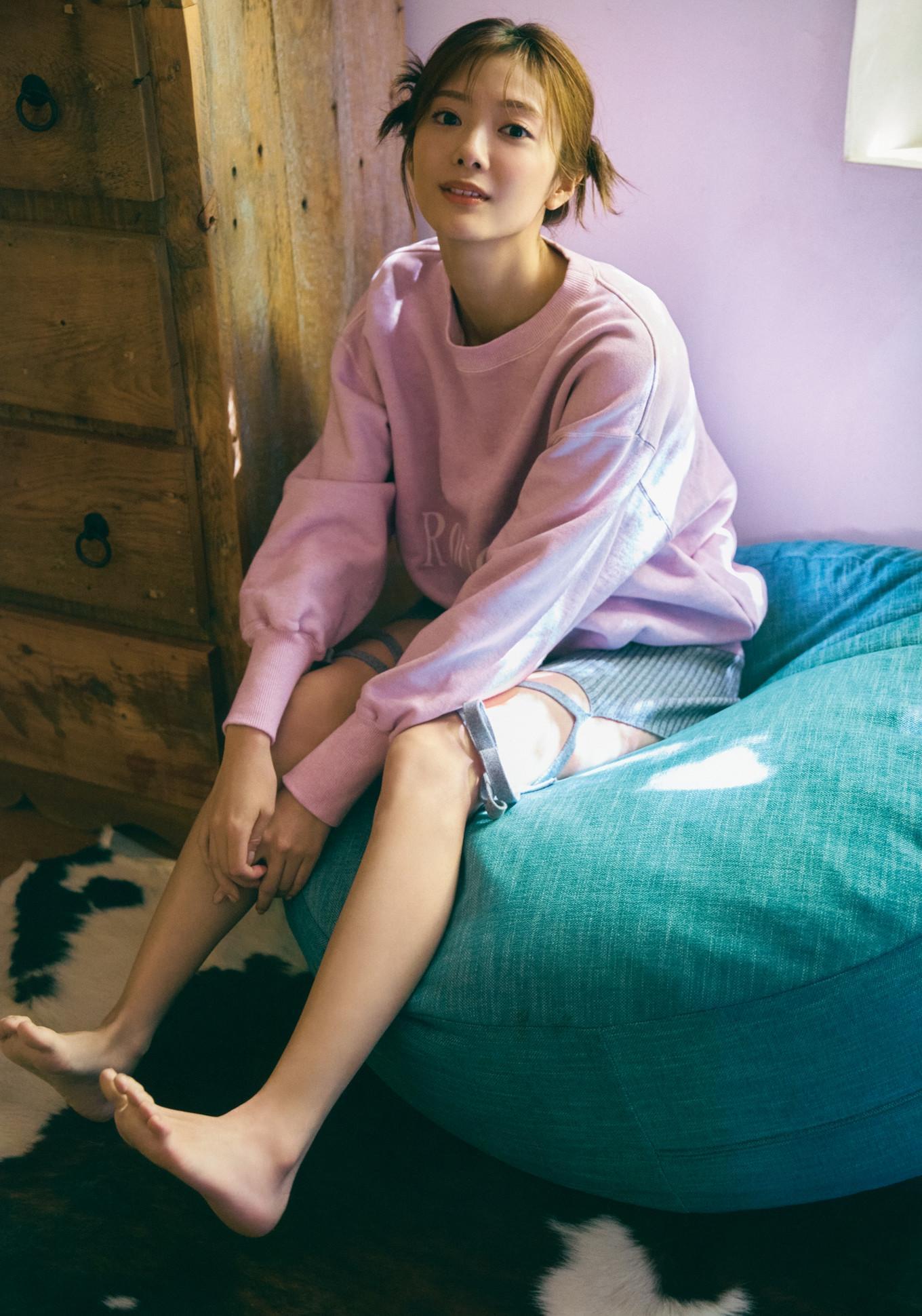 Hono Tamura 田村保乃, 2nd写真集 『隣の席になりたい』 Set.01(2)