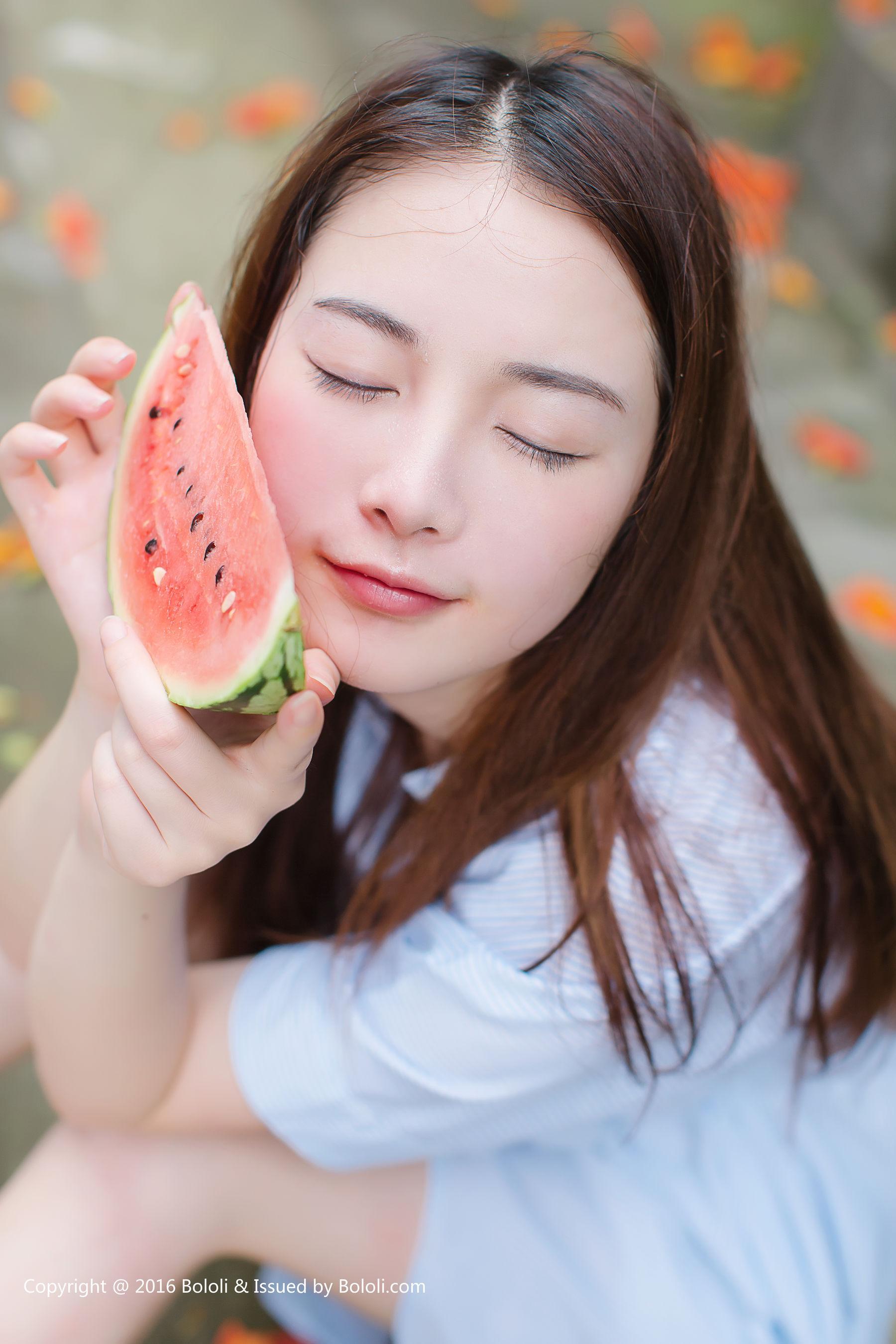 沈欣雨《夏日の西瓜》 [Kimoe激萌文化] KIM004 写真集(40)