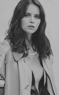 Felicity Jones OGuaJPrN_o