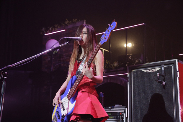 SCANDAL HALL TOUR 2012「Queens are trumps-Kirifuda wa Queen-」 RtnO2fzj_o