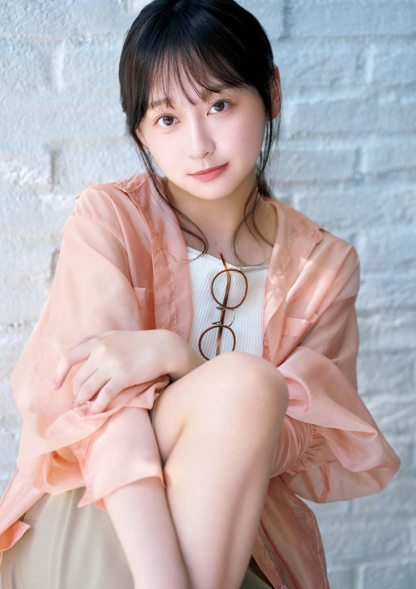 Yuuka Kageyama 影山優佳, Big Comic Spirits 2024 No.44 (ビッグコミックスピリッツ 2024年44号)(16)