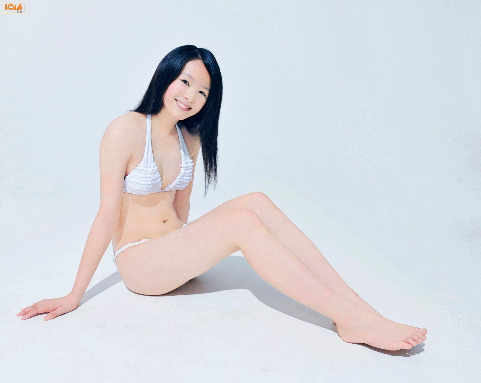 《Next Bikini 次世代ビ♥キ♥ニ》 写真集 [Bomb.TV] 2010年11月刊(10)